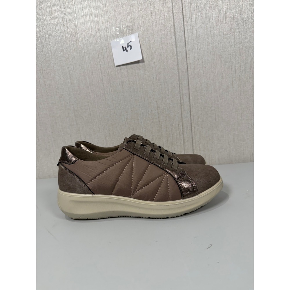 Flexus Espitia sneakers by Spring Step Women size 8.5 taupe